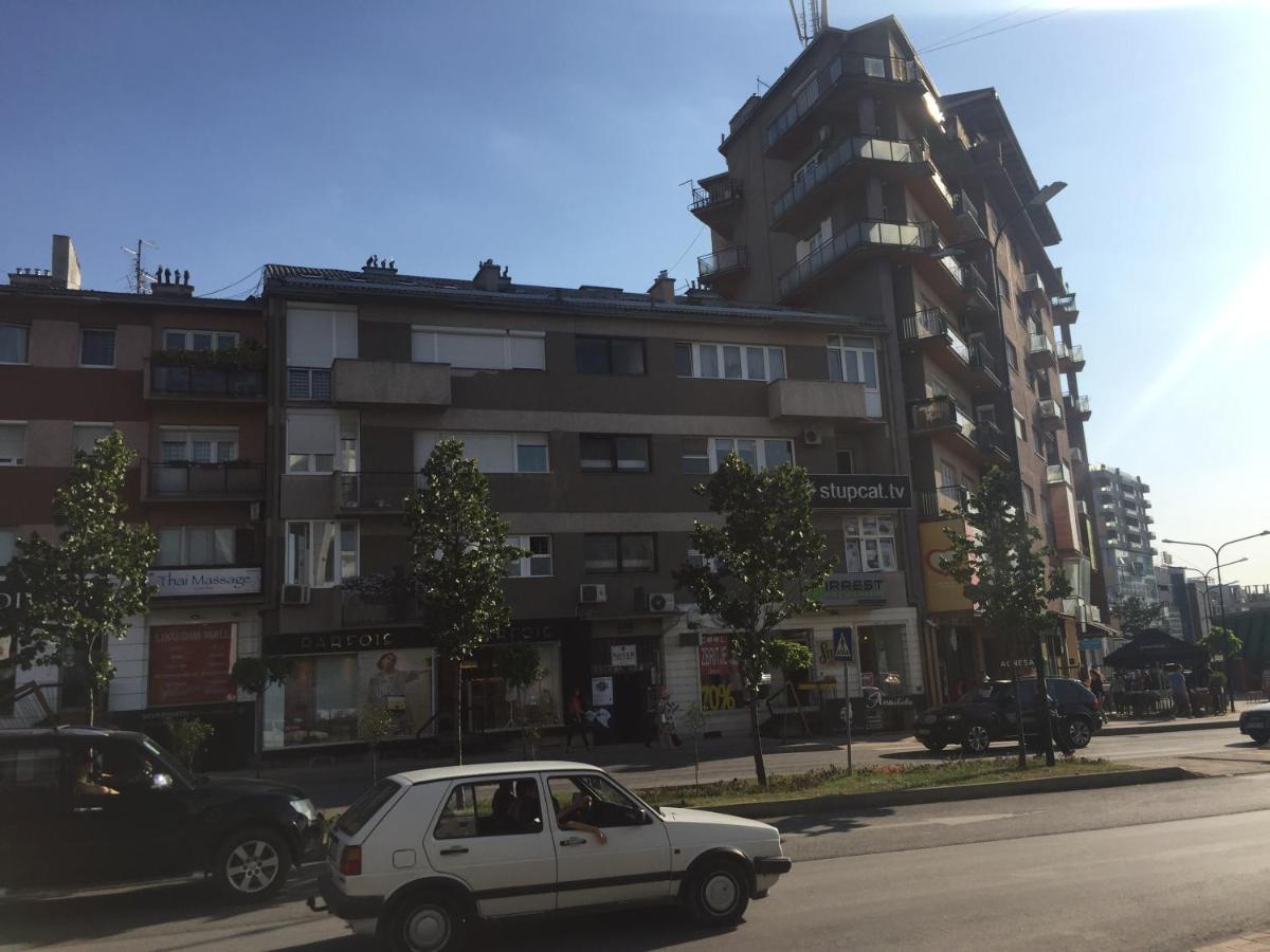 Central Apartment Prishtinë Ngoại thất bức ảnh